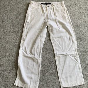 Men’s white linen pants